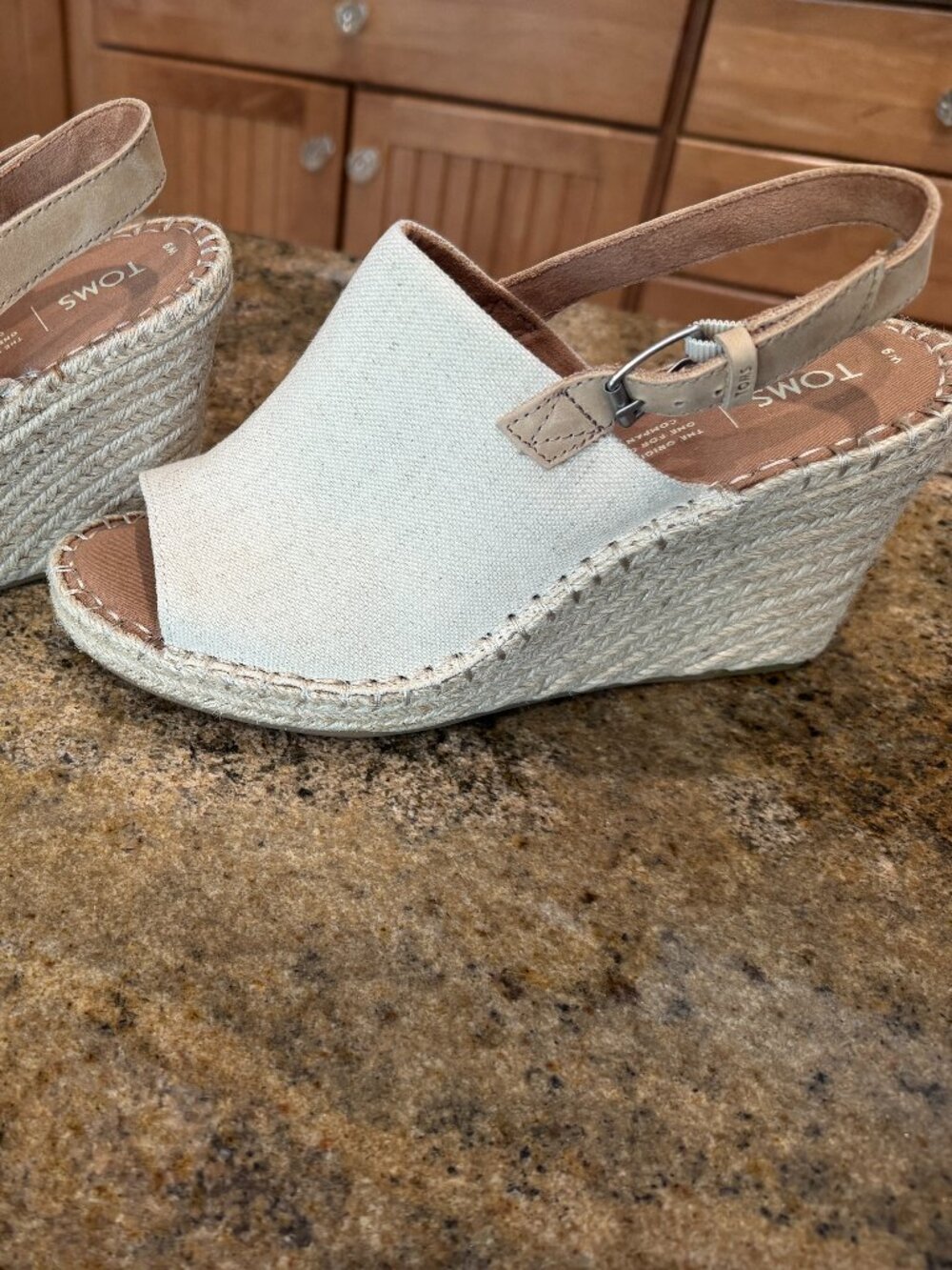 Tom's Monica Wedge Sandal, NWOT Size 9 - Picture 3 of 10